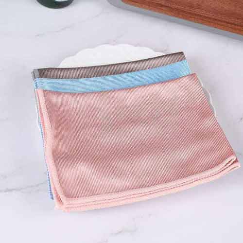 Comparing Woven vs. Knitted Lint-Free Cloths: Structural Strength Differences