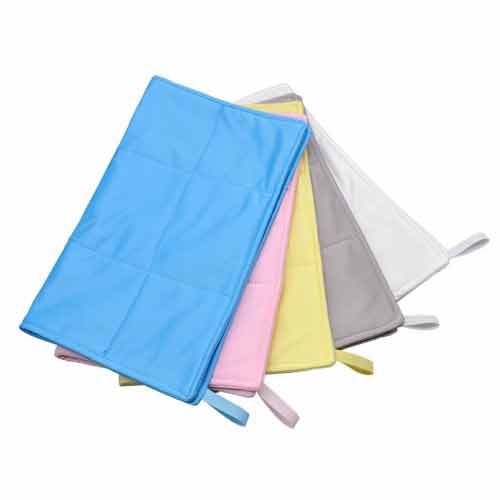 Why I Switched to Lint-Free Microfiber Cloths